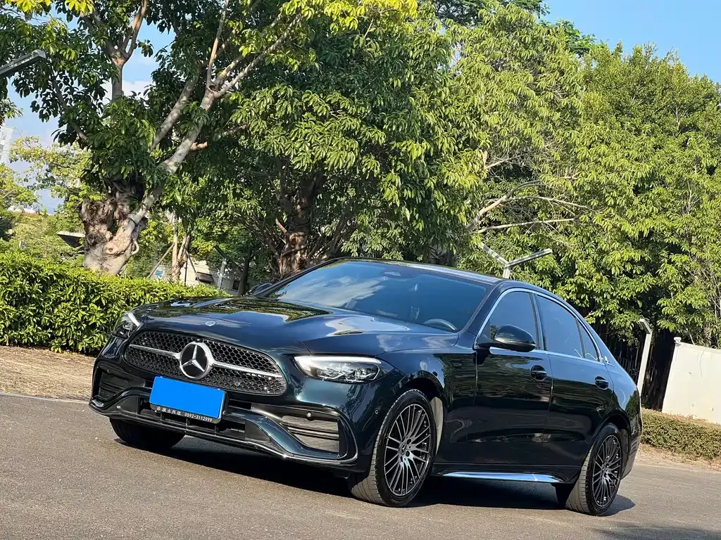 Mercedes-Benz C-Class — фото 1