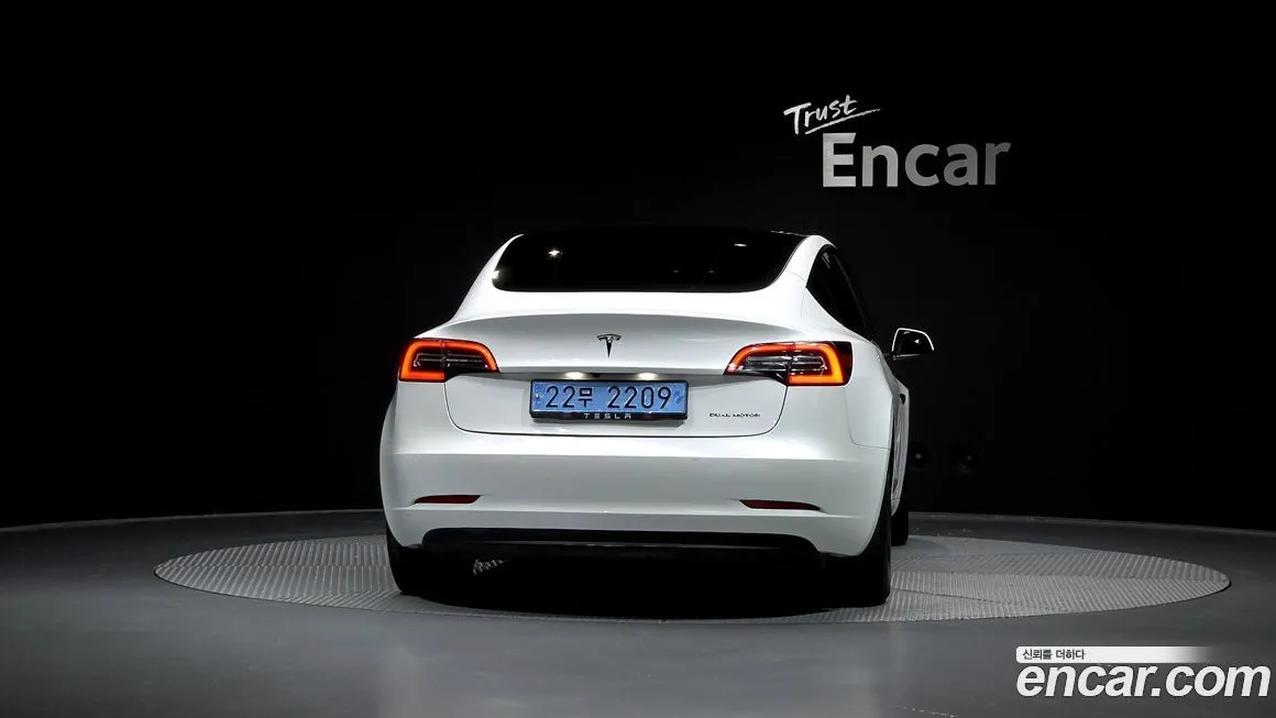 Tesla Model 3 2021 из KR, фото 4