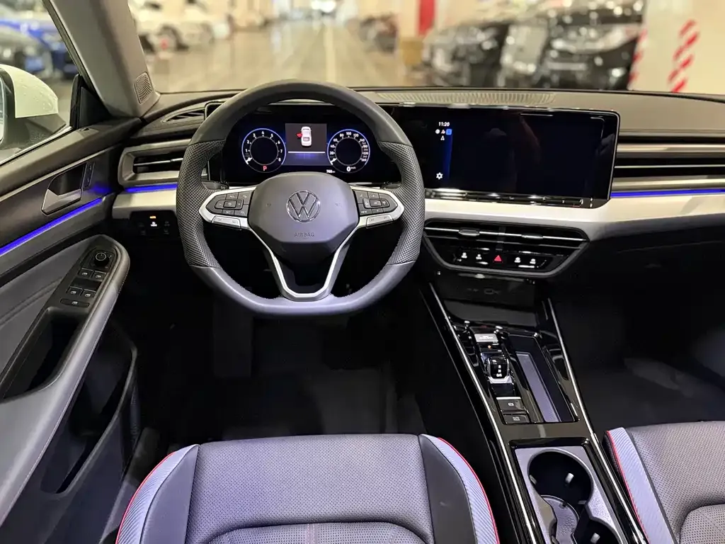 Volkswagen Lamando 2024 из CN, фото 10