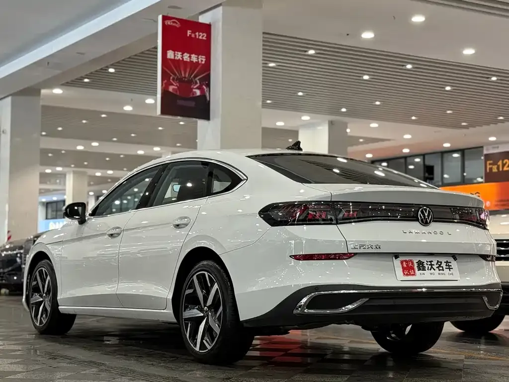 Volkswagen Lamando 2024 из CN, фото 3