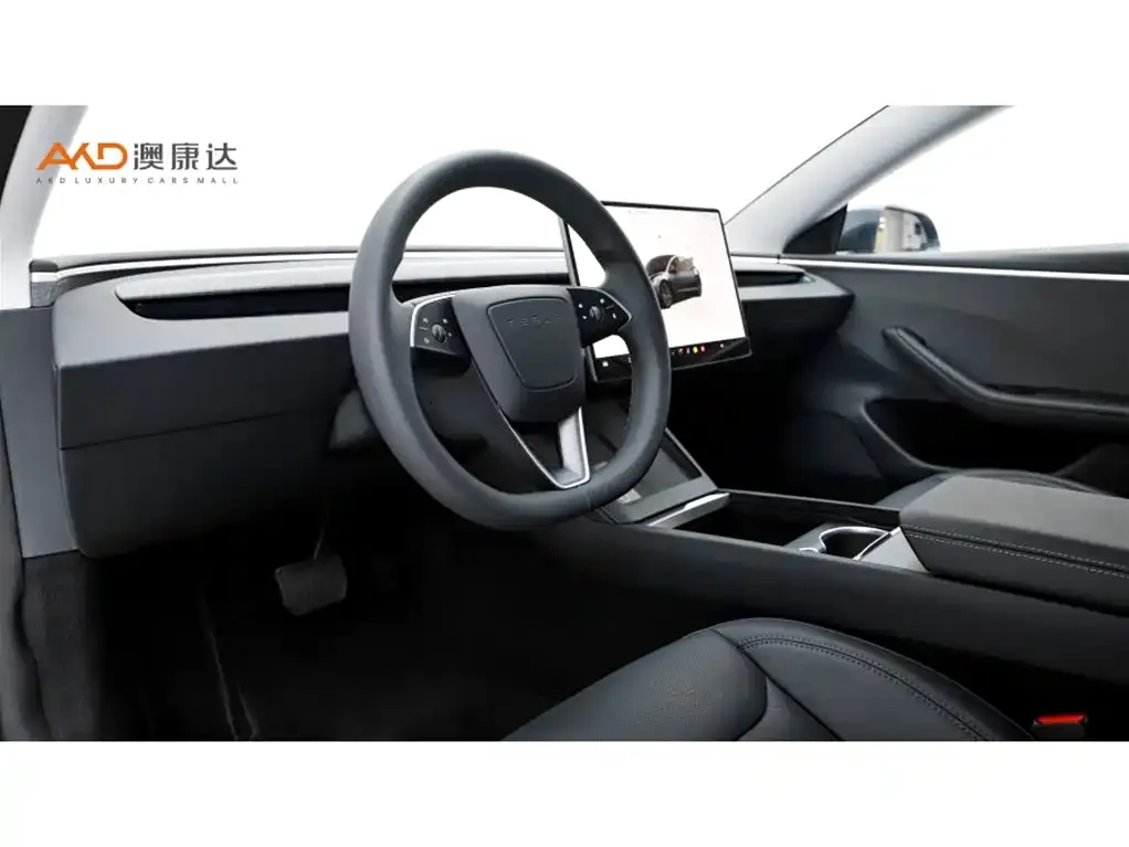 Tesla Model 3 — фото 6