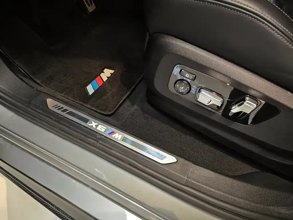 BMW X6 M 2022 из CN, фото 10