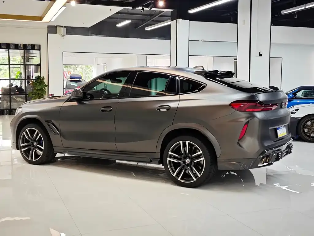 BMW X6 M 2022 из CN, фото 3