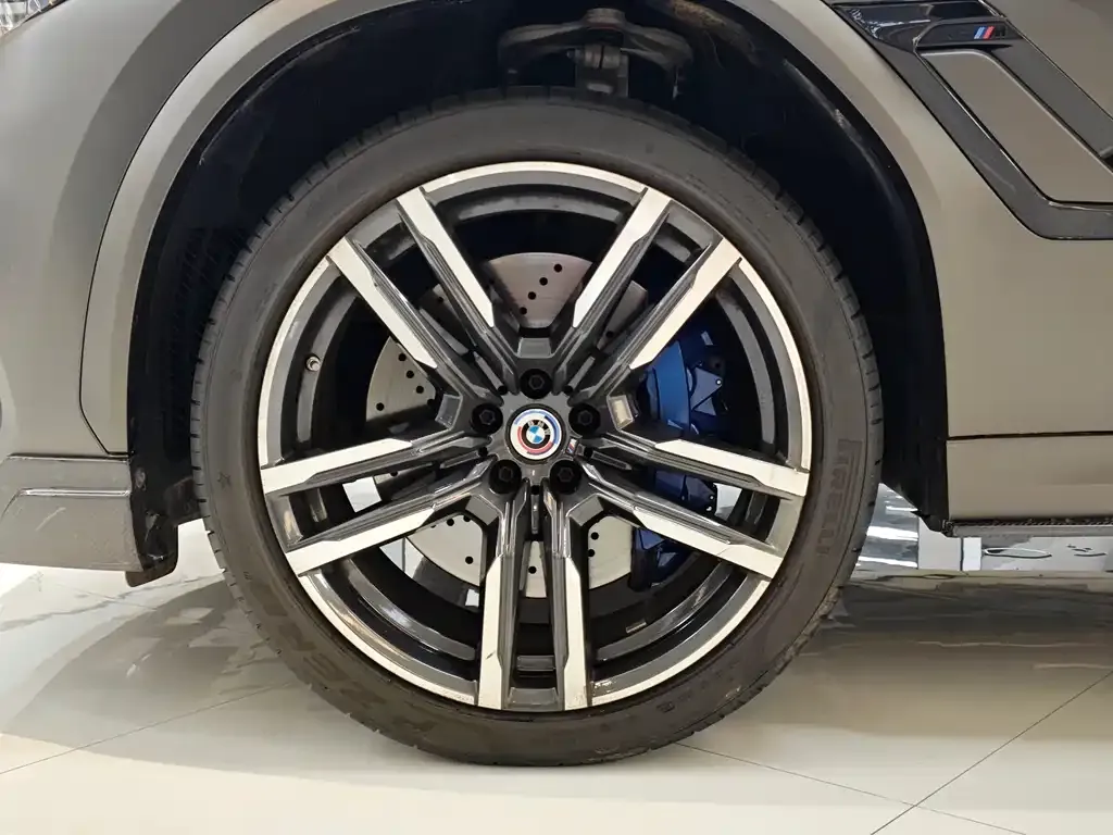 BMW X6 M 2022 из CN, фото 7