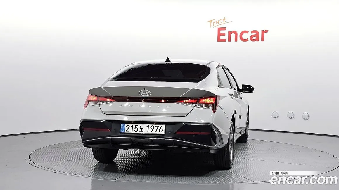Hyundai AVANTE — фото 4