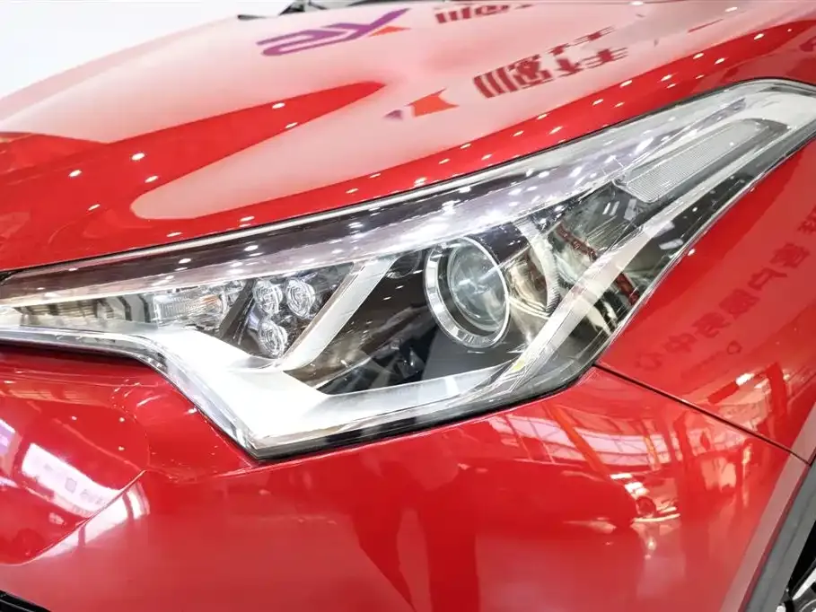 Toyota C-HR 2021 из CN, фото 7
