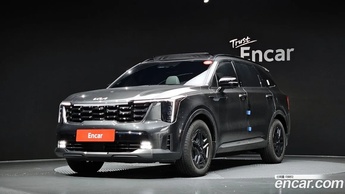 Kia Sorento — фото 1
