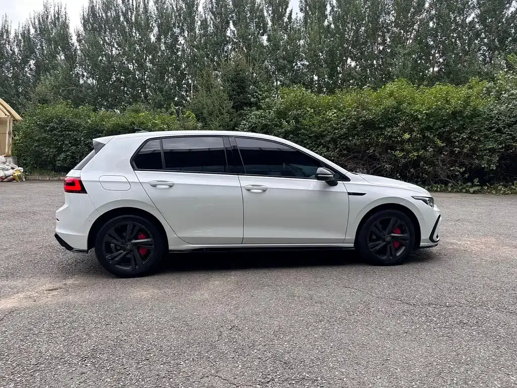 Volkswagen Golf 2022 из CN, фото 6