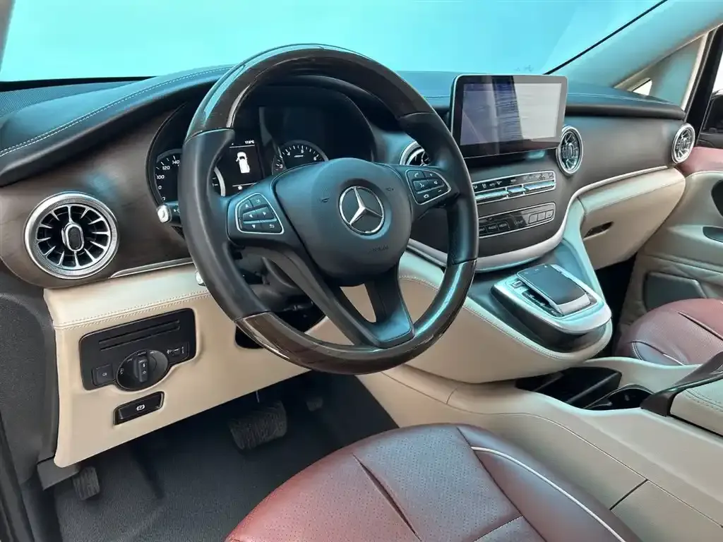 Mercedes-Benz Vito — фото 10