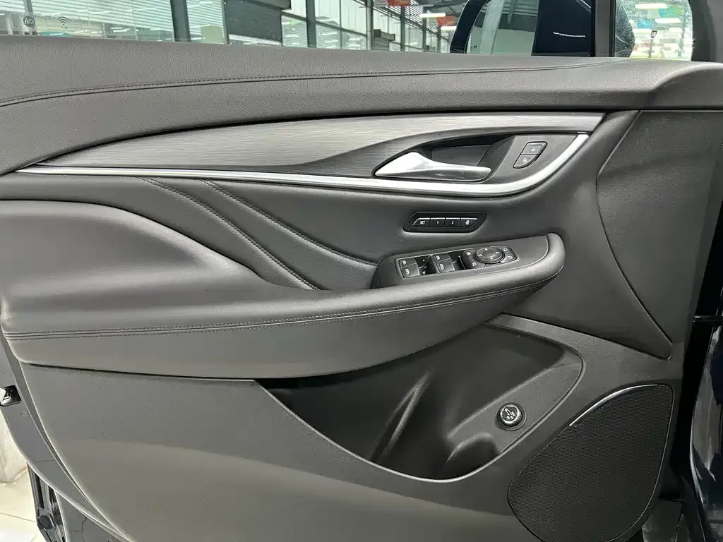 Buick Enclave — фото 5
