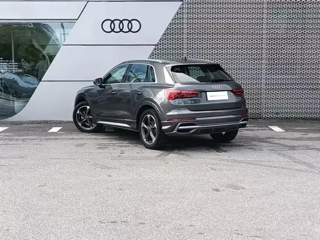 Audi Q3 — фото 5