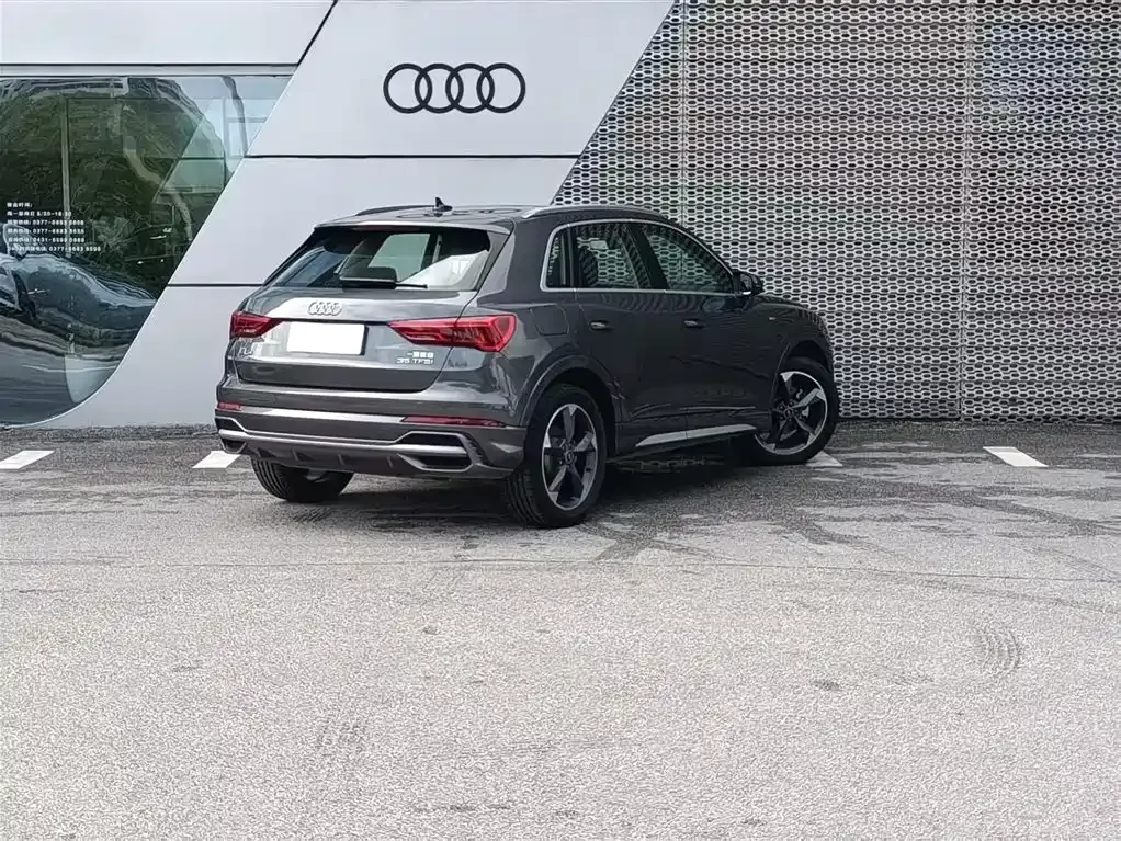 Audi Q3 — фото 6