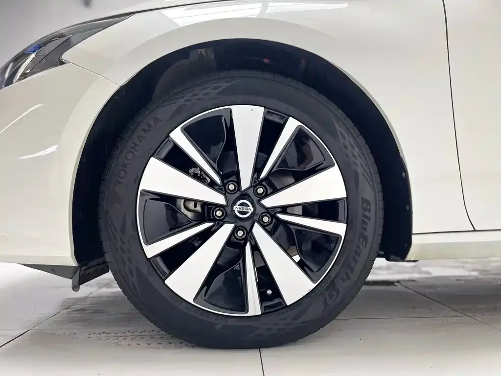 Nissan Teana 2023 из CN, фото 3