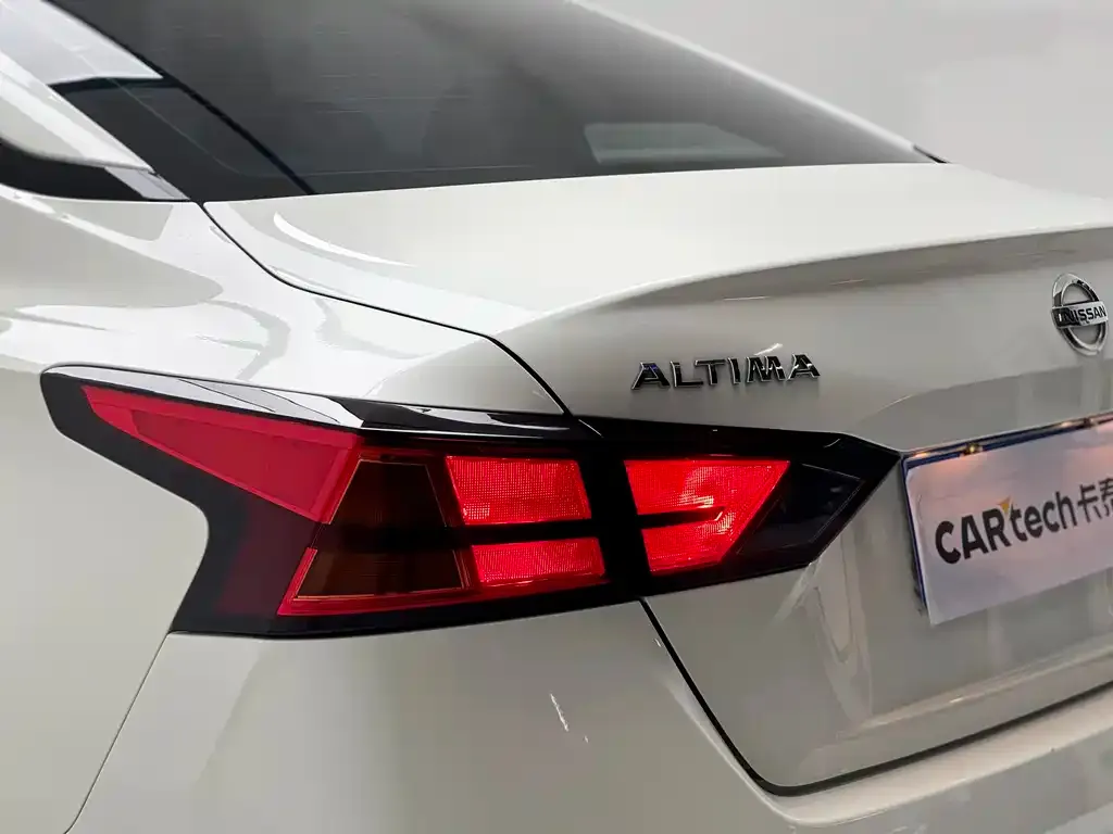 Nissan Teana 2023 из CN, фото 8