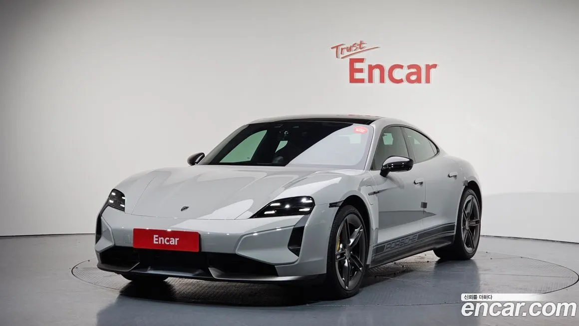 Porsche Taycan