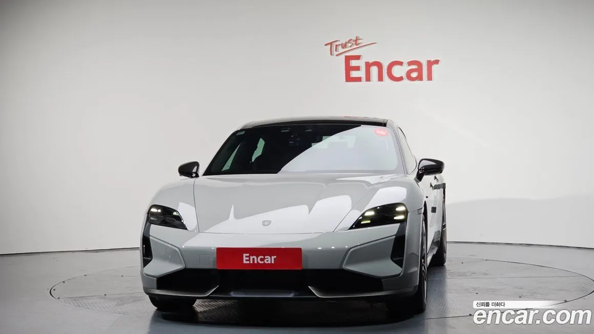 Porsche Taycan 2025 из KR, фото 3