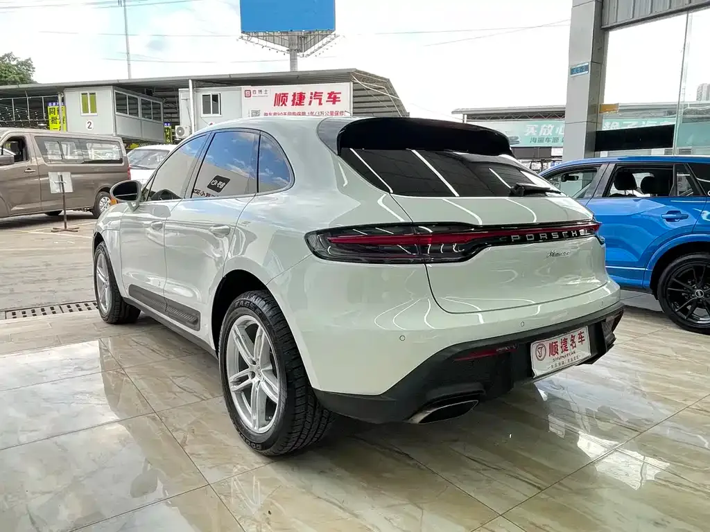 Porsche Macan — фото 9
