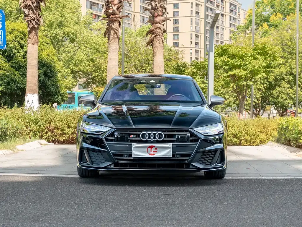 Audi S7 2022 из CN, фото 2