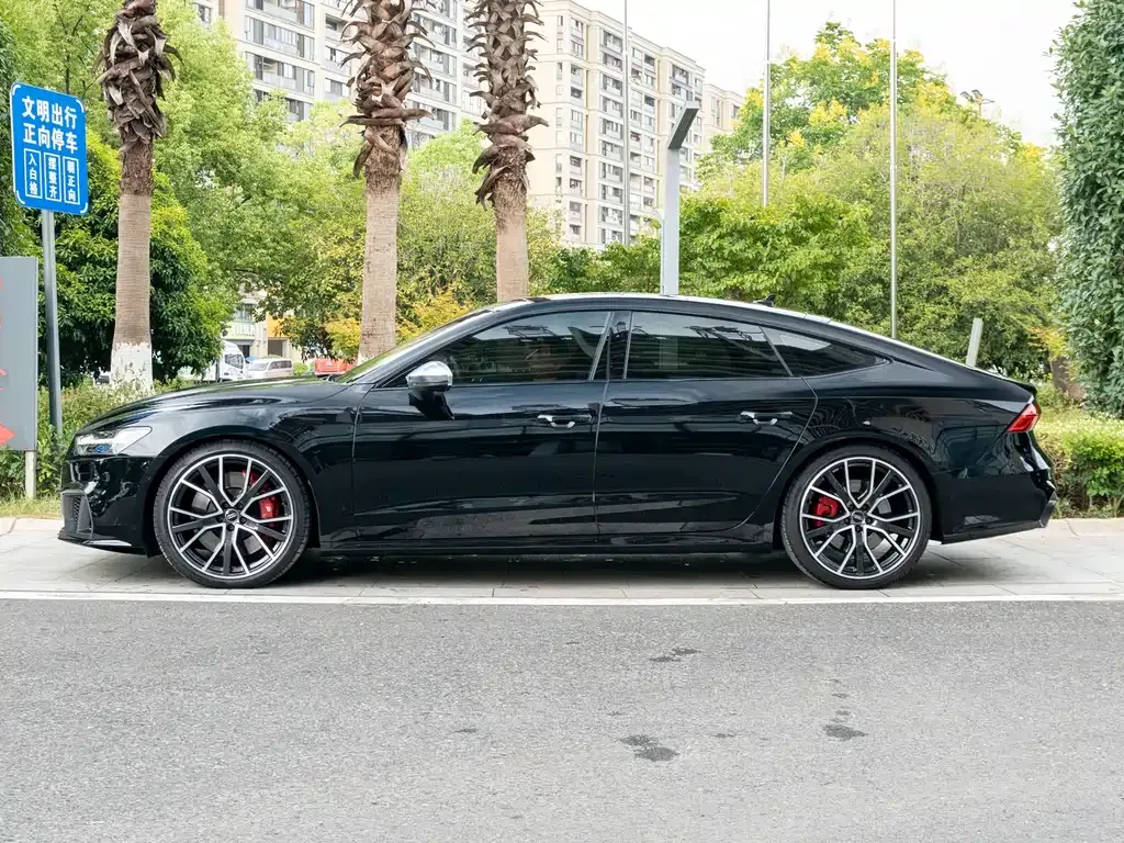 Audi S7 2022 из CN, фото 3