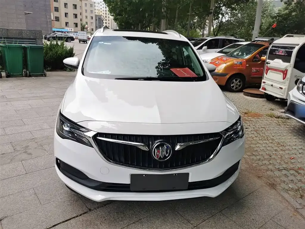 Buick GL6 2022 из CN, фото 3