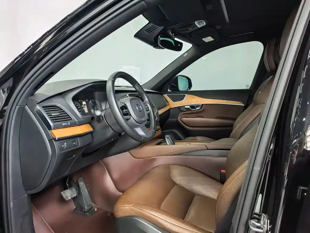 Volvo XC90 2021 из CN, фото 10