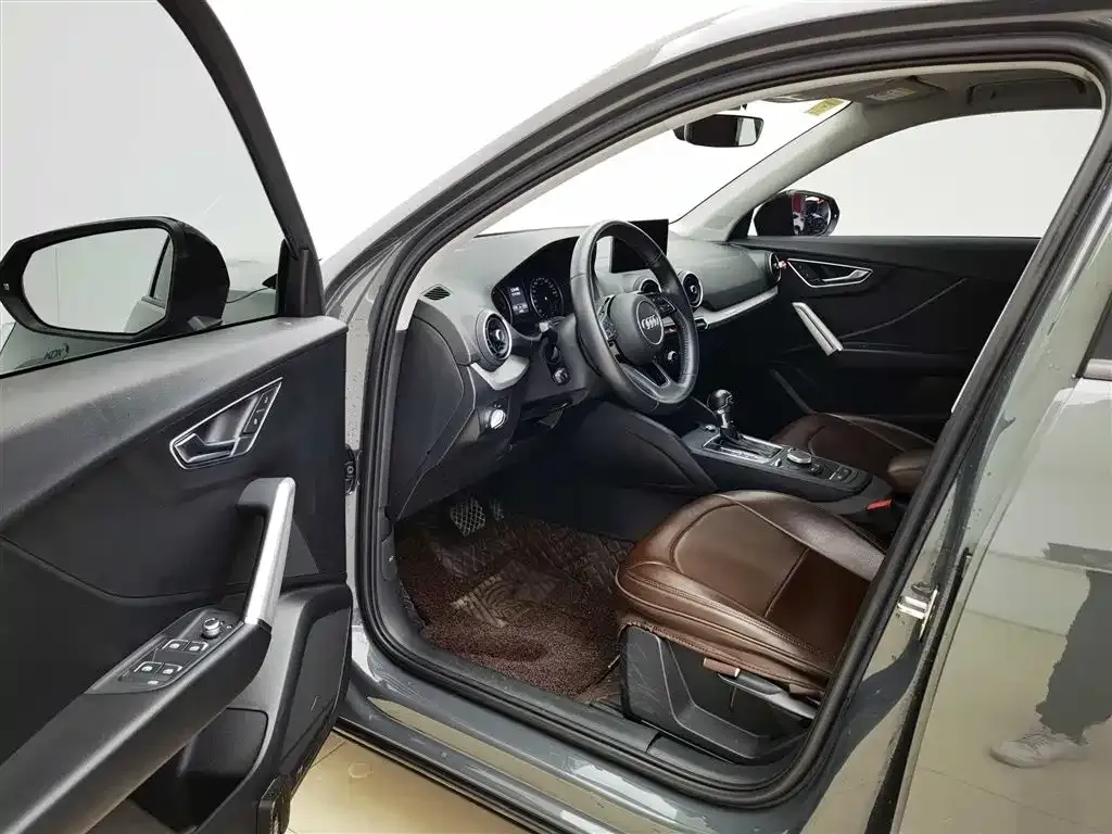 Audi Q2L 2021 из CN, фото 8