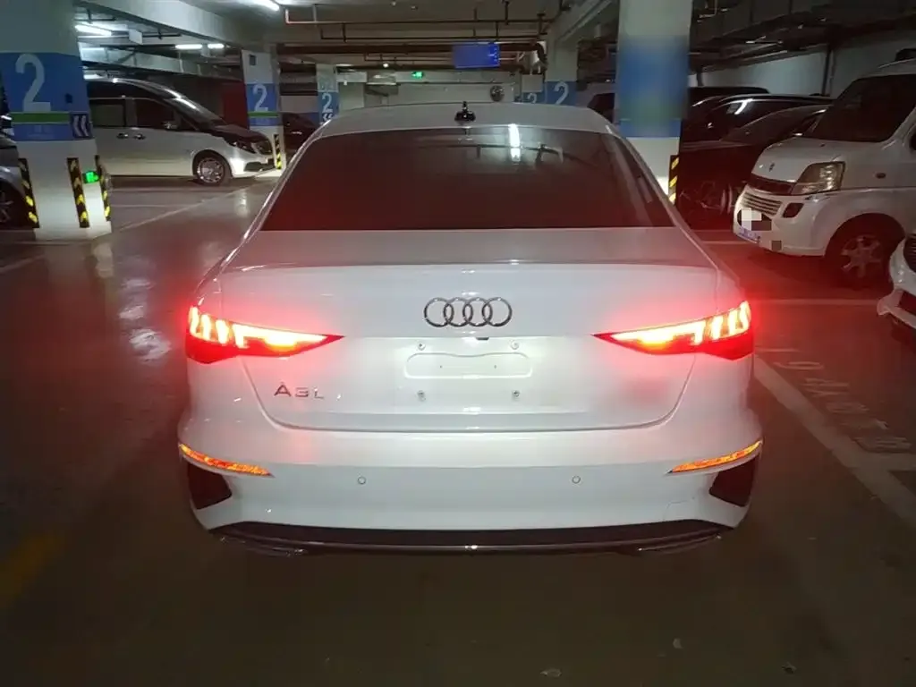 Audi A3 2023 из CN, фото 6