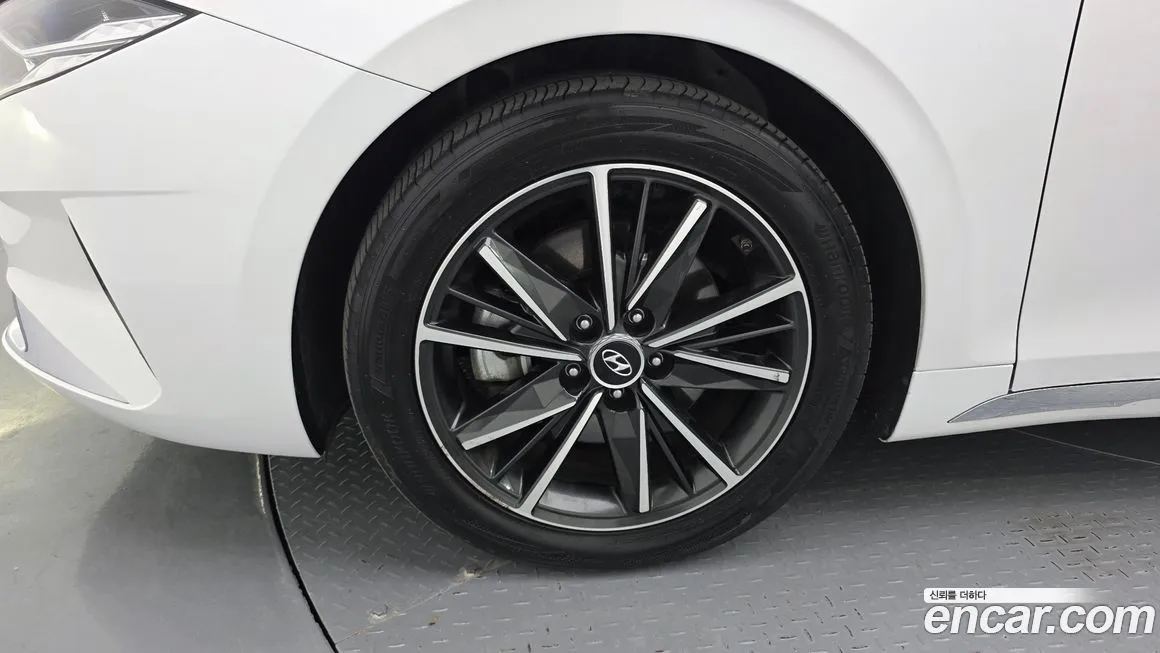 Hyundai Grandeur — фото 5