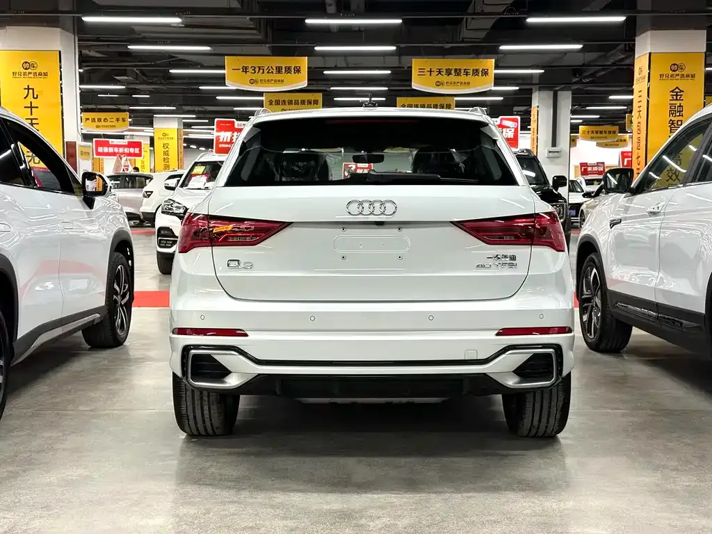 Audi Q3 — фото 4
