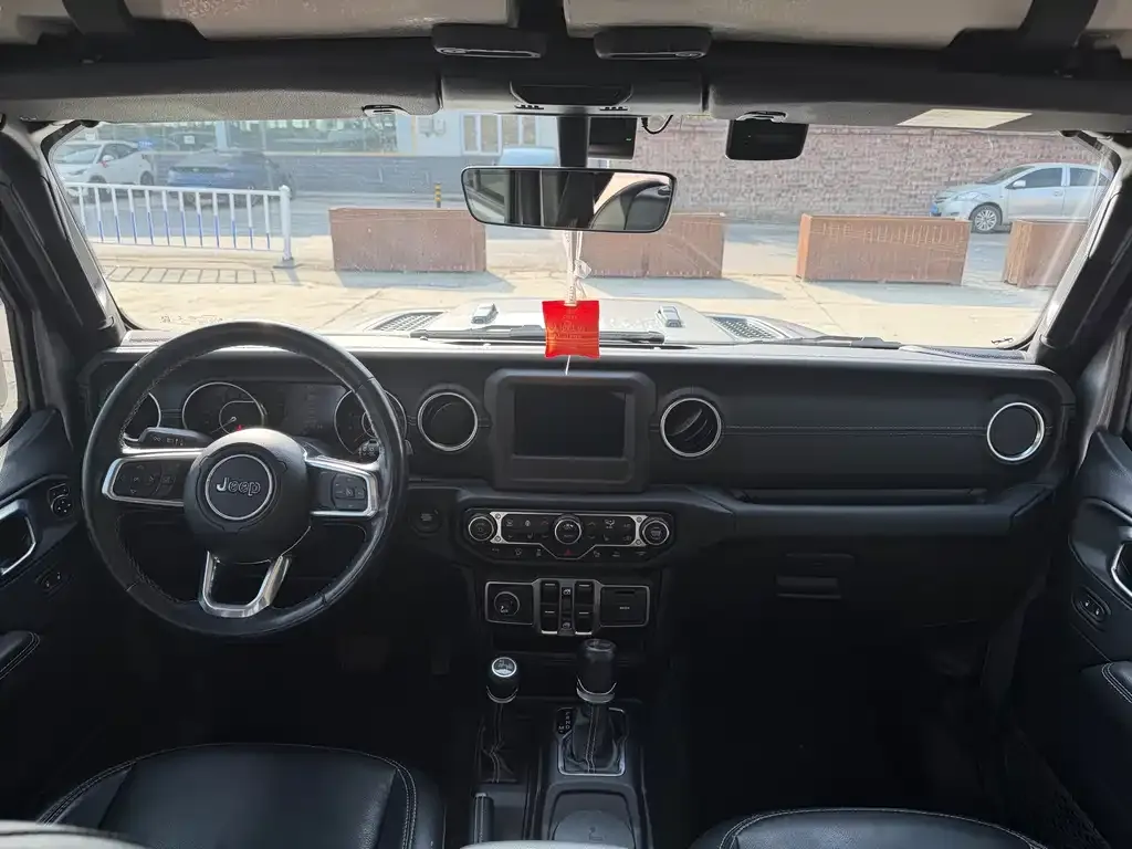 Jeep Wrangler 2021 из CN, фото 5