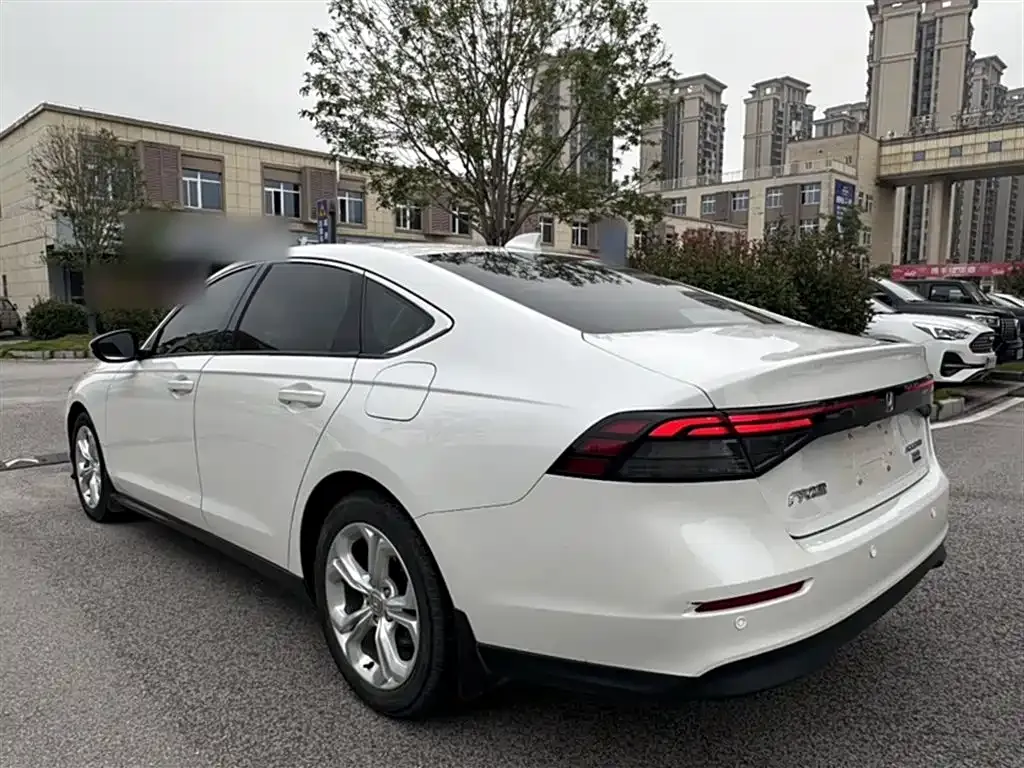 Honda Accord 2023 из CN, фото 10