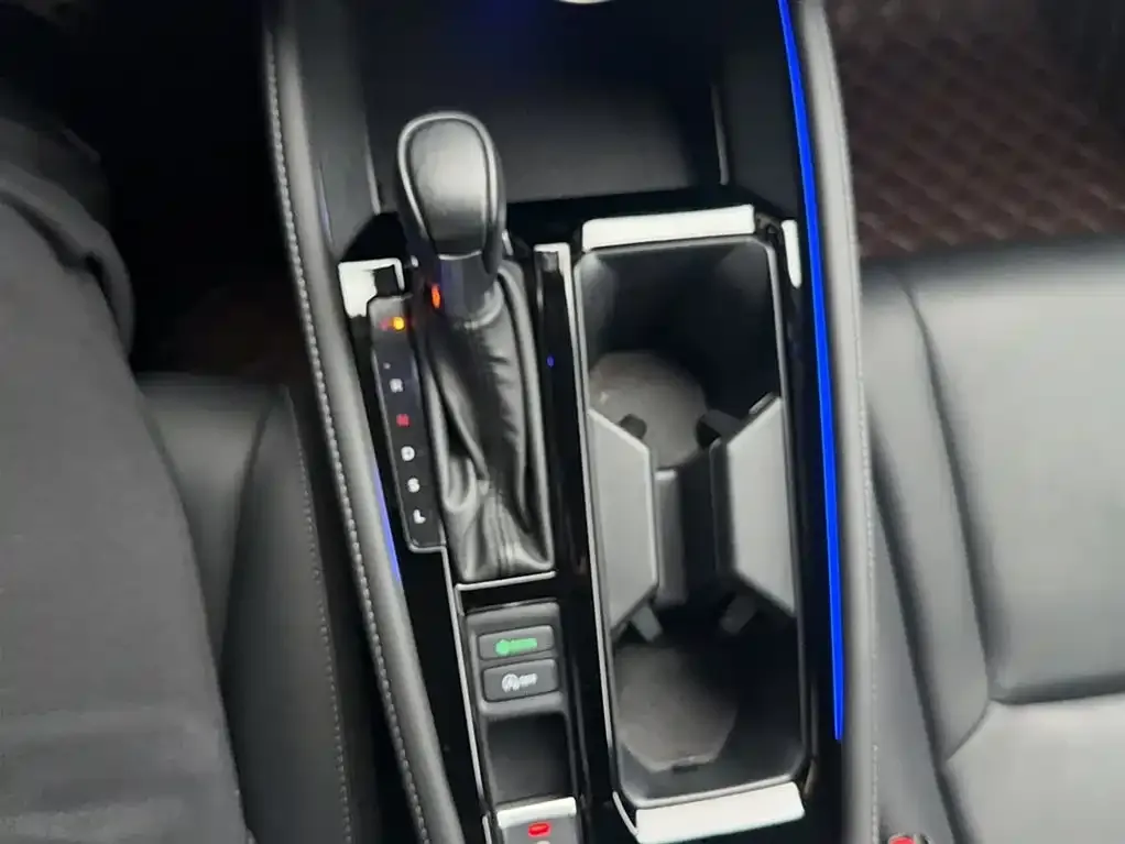 Honda Accord 2023 из CN, фото 9