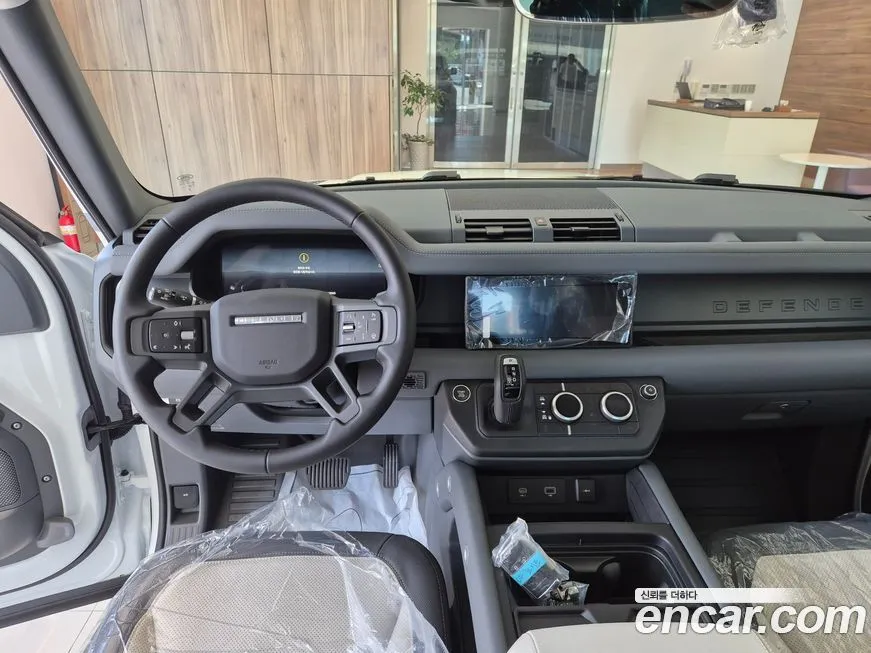 Land Rover Defender 2024 из KR, фото 10
