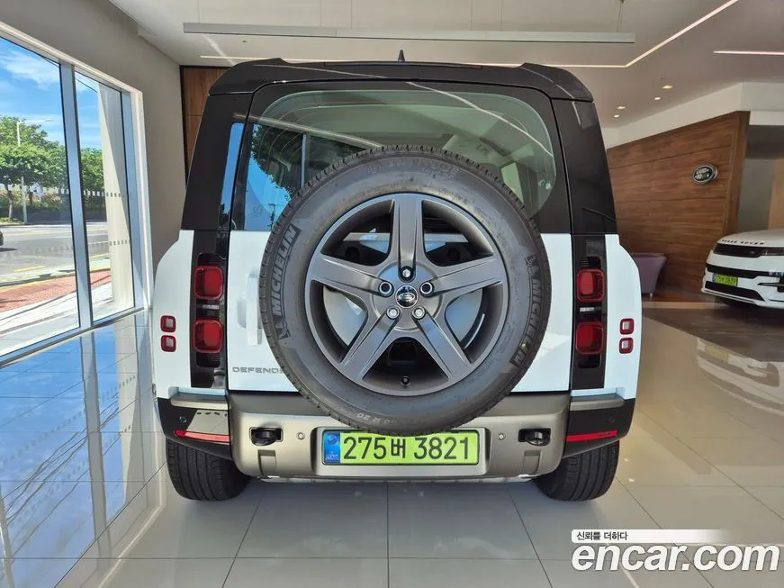 Land Rover Defender 2024 из KR, фото 3