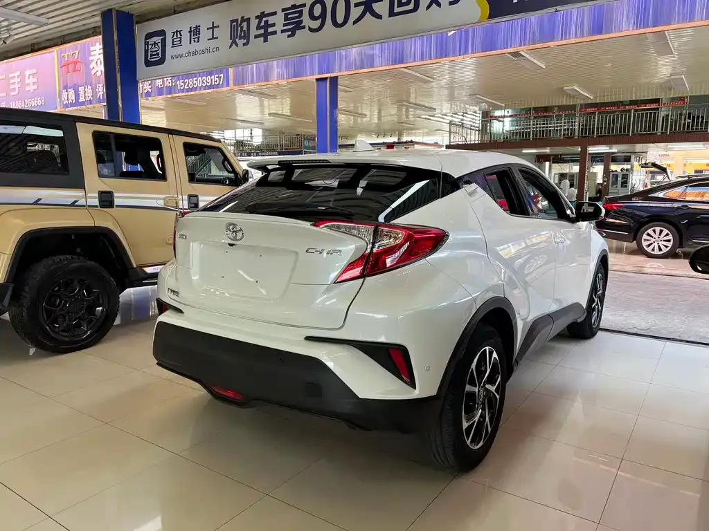 Toyota C-HR 2021 из CN, фото 4