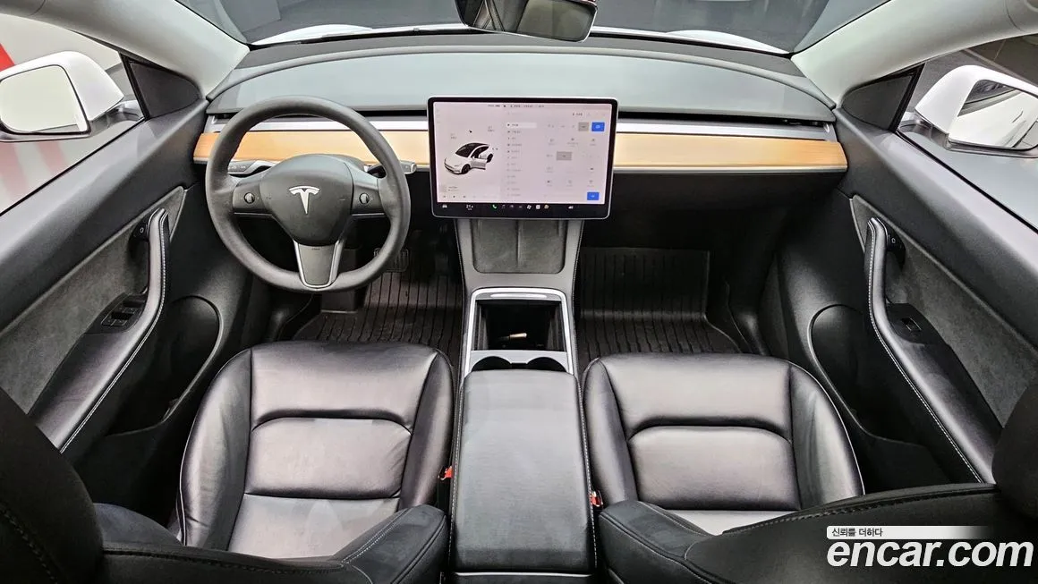 Tesla Model Y — фото 7
