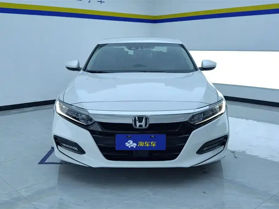 Honda Accord — фото 2