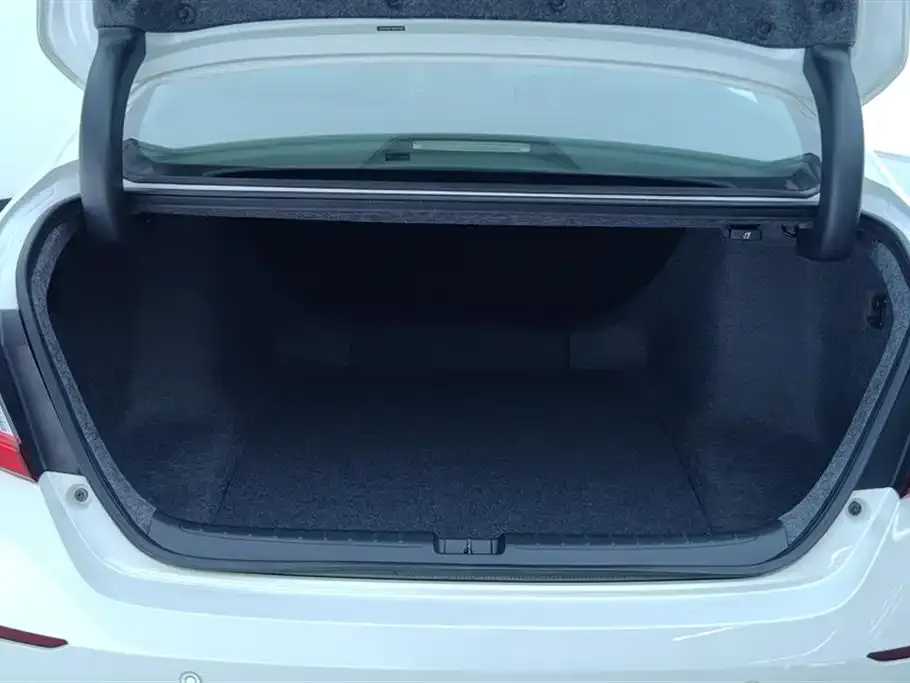Honda Accord — фото 4