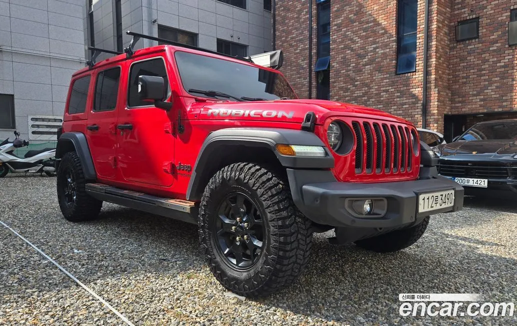 Jeep Wrangler — фото 1