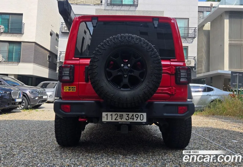 Jeep Wrangler — фото 4