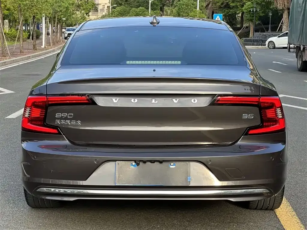 Volvo S90 2022 из CN, фото 7