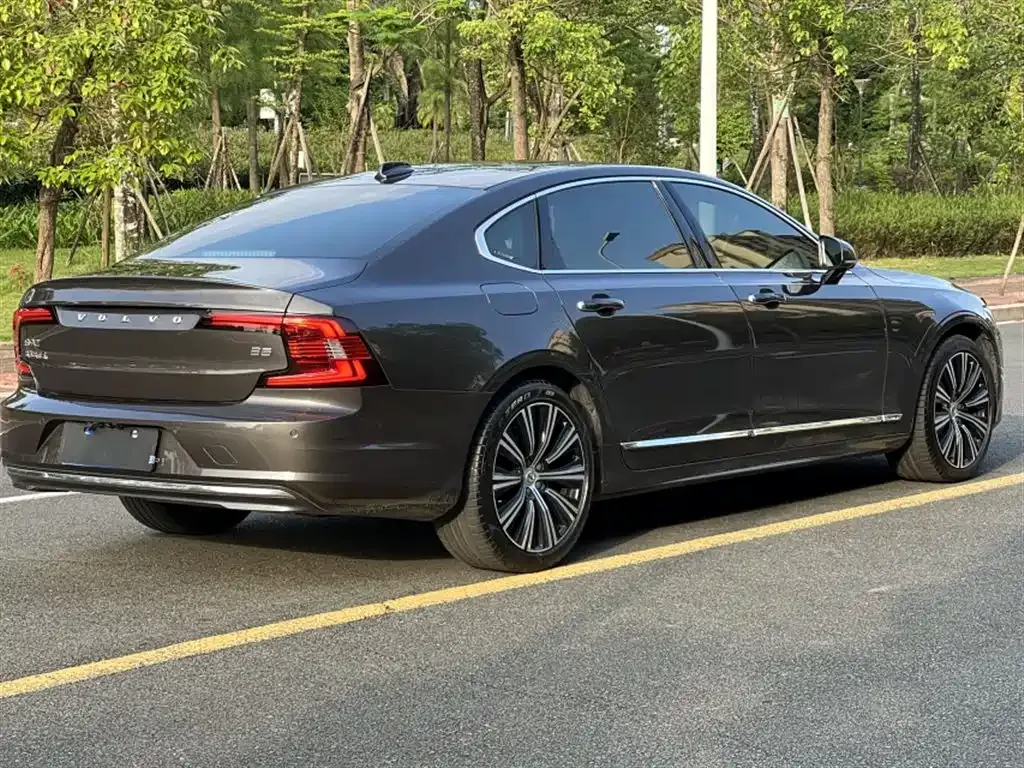 Volvo S90 2022 из CN, фото 8