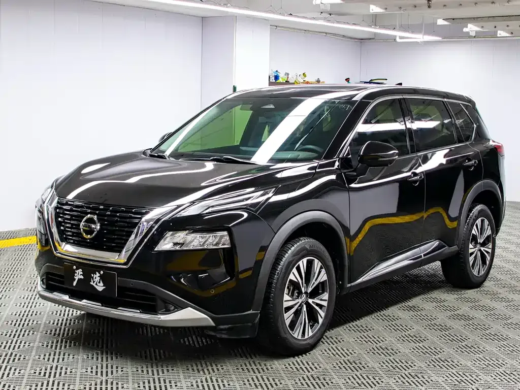 Nissan X-Trail 2022 из CN, фото 1