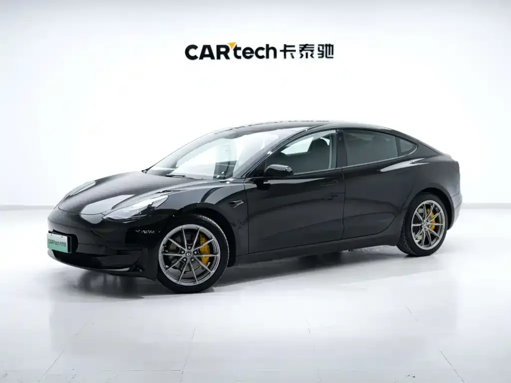 Tesla Model 3 2023 из CN, фото 2