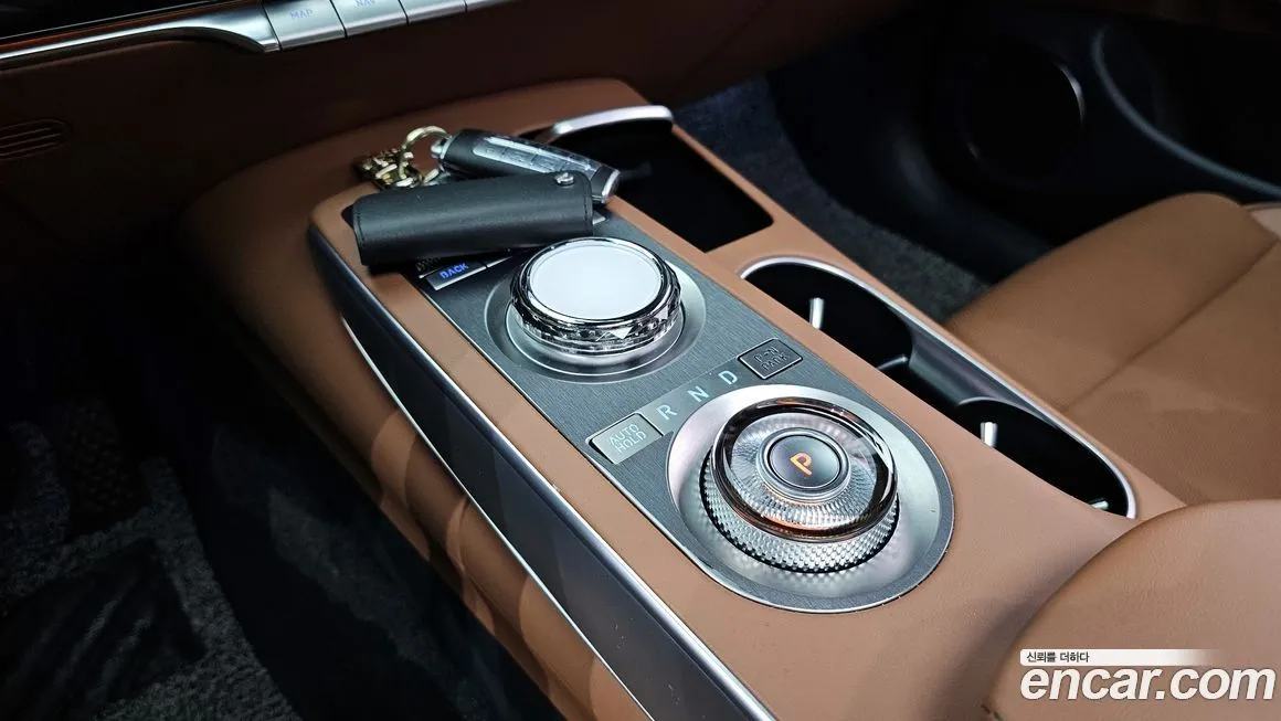Genesis GV70 — фото 9