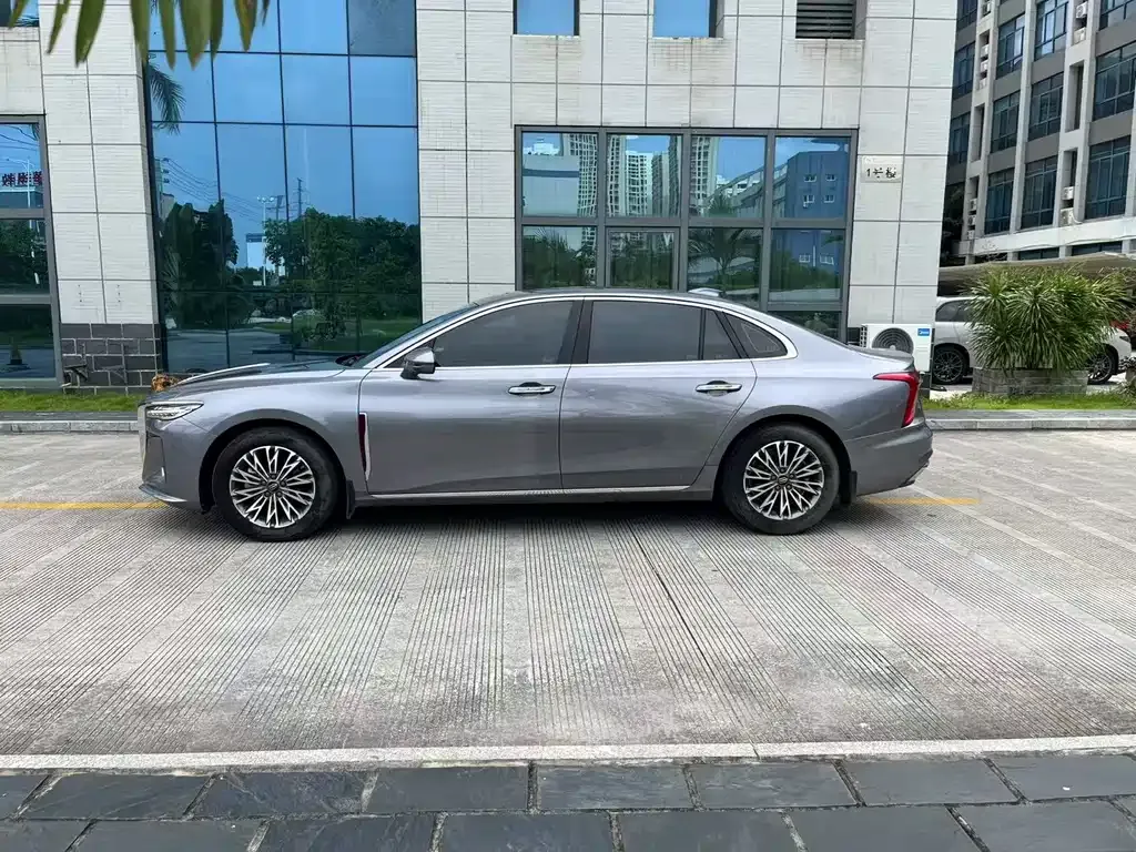 Hongqi H5 — фото 4