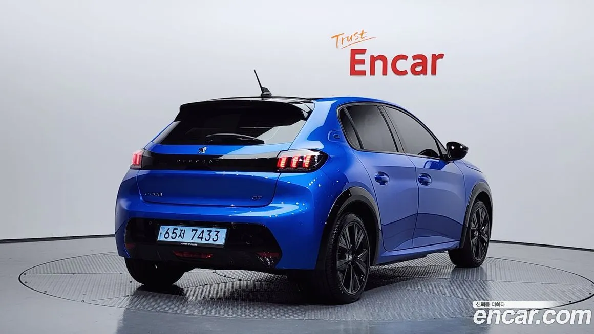 Peugeot 208 2023 из KR, фото 2