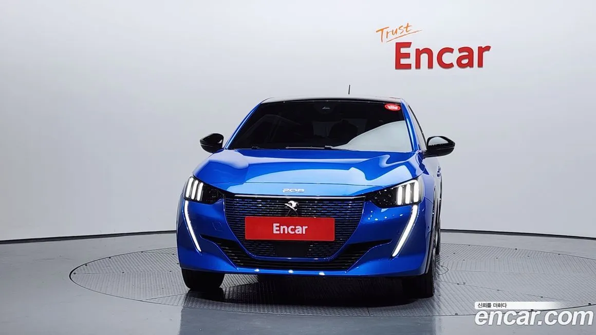 Peugeot 208 2023 из KR, фото 3