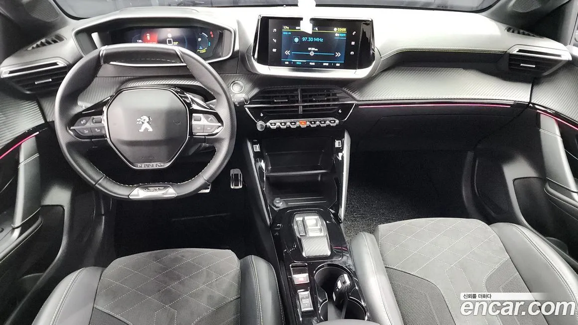 Peugeot 208 2023 из KR, фото 7