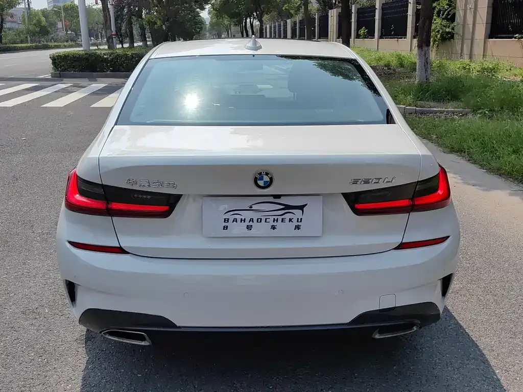 BMW 3 Series 2022 из CN, фото 7